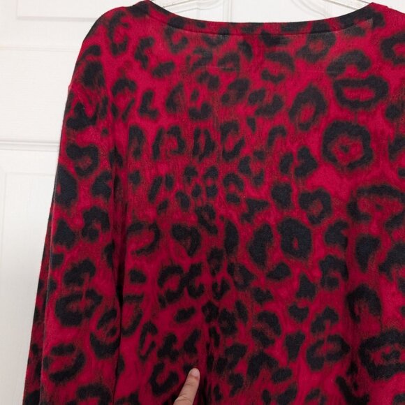 Talbots Merino Wool Animal Print Cardigan Womens Size 2X Red Button Front - Picture 7 of 11